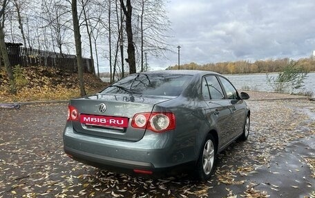 Volkswagen Jetta VI, 2008 год, 600 000 рублей, 3 фотография