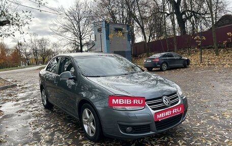 Volkswagen Jetta VI, 2008 год, 600 000 рублей, 2 фотография