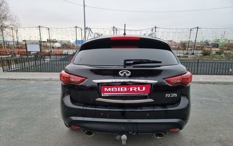 Infiniti FX II, 2013 год, 2 400 000 рублей, 6 фотография