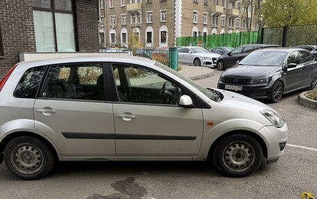 Ford Fiesta, 2006 год, 380 000 рублей, 3 фотография