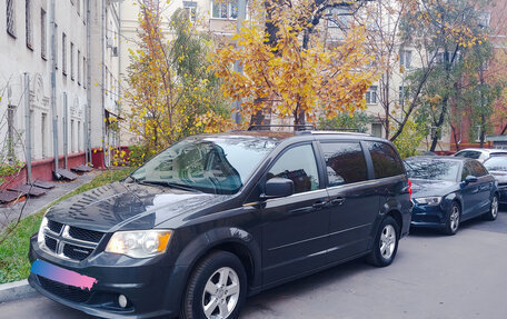 Dodge Caravan V, 2011 год, 1 450 000 рублей, 1 фотография