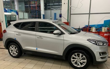 Hyundai Tucson III, 2019 год, 1 590 000 рублей, 2 фотография