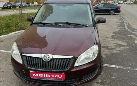 Skoda Roomster, 2010 год, 700 000 рублей, 1 фотография