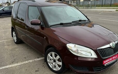 Skoda Roomster, 2010 год, 700 000 рублей, 2 фотография