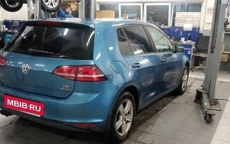 Volkswagen Golf VII, 2013 год, 1 134 000 рублей, 3 фотография