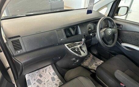 Toyota ISis I, 2012 год, 1 459 000 рублей, 13 фотография