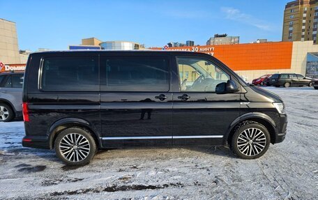 Volkswagen Multivan T6 рестайлинг, 2019 год, 4 000 000 рублей, 4 фотография