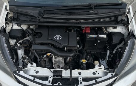 Toyota Vitz, 2015 год, 775 000 рублей, 5 фотография