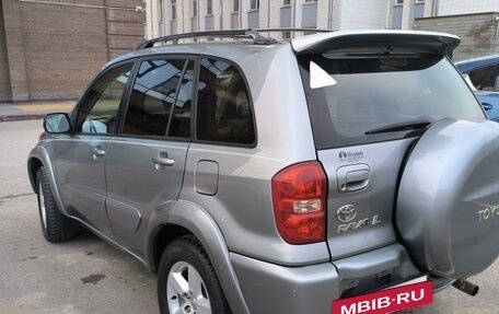 Toyota RAV4, 2004 год, 1 199 000 рублей, 21 фотография