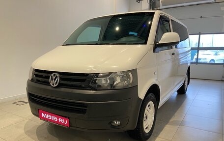 Volkswagen Caravelle T5, 2014 год, 1 650 000 рублей, 1 фотография