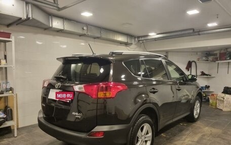 Toyota RAV4, 2014 год, 1 890 000 рублей, 4 фотография