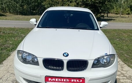 BMW 1 серия, 2010 год, 1 020 000 рублей, 7 фотография