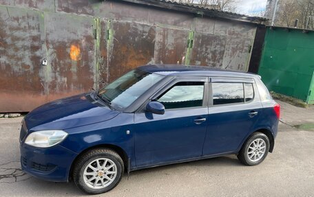 Skoda Fabia II, 2011 год, 600 000 рублей, 2 фотография