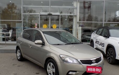 KIA cee'd I рестайлинг, 2012 год, 706 000 рублей, 3 фотография