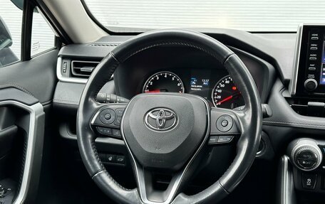 Toyota RAV4, 2021 год, 3 580 000 рублей, 14 фотография