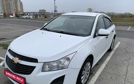 Chevrolet Cruze II, 2013 год, 890 000 рублей, 9 фотография