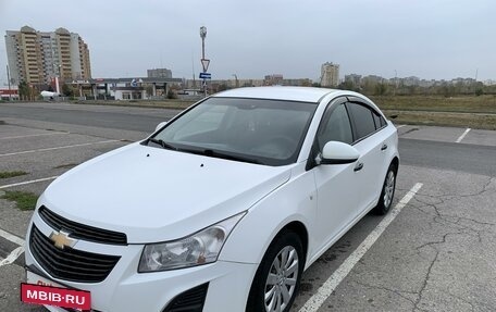 Chevrolet Cruze II, 2013 год, 890 000 рублей, 14 фотография