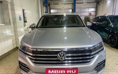 Volkswagen Touareg III, 2020 год, 5 897 000 рублей, 2 фотография