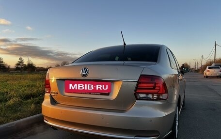 Volkswagen Polo VI (EU Market), 2015 год, 1 300 000 рублей, 2 фотография