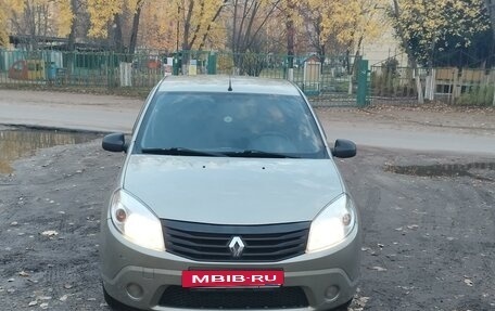 Renault Sandero I, 2013 год, 450 000 рублей, 11 фотография