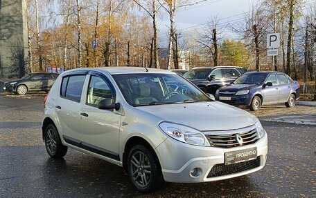 Renault Sandero II рестайлинг, 2013 год, 992 500 рублей, 3 фотография