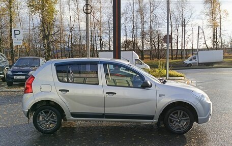 Renault Sandero II рестайлинг, 2013 год, 992 500 рублей, 4 фотография