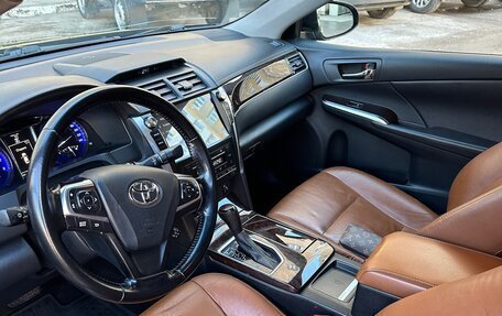 Toyota Camry, 2016 год, 1 780 000 рублей, 6 фотография