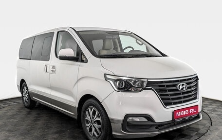 Hyundai H-1 II рестайлинг, 2021 год, 3 450 000 рублей, 3 фотография