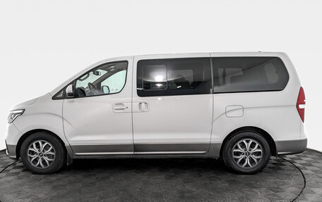 Hyundai H-1 II рестайлинг, 2021 год, 3 450 000 рублей, 8 фотография