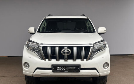 Toyota Land Cruiser Prado 150 рестайлинг 2, 2016 год, 4 100 000 рублей, 2 фотография