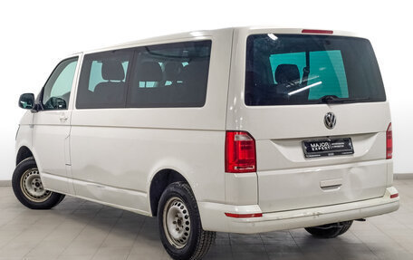 Volkswagen Caravelle T6 рестайлинг, 2019 год, 2 700 000 рублей, 7 фотография