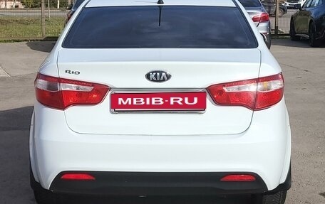 KIA Rio III рестайлинг, 2014 год, 950 000 рублей, 3 фотография