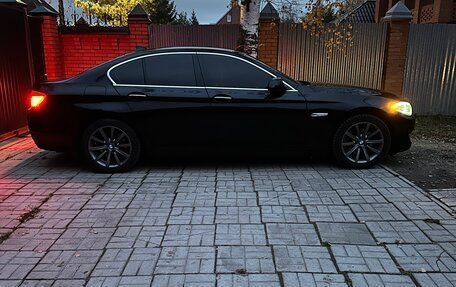 BMW 5 серия, 2011 год, 2 550 000 рублей, 6 фотография