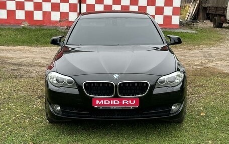 BMW 5 серия, 2011 год, 2 550 000 рублей, 3 фотография