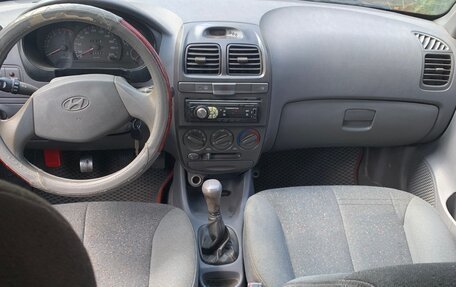 Hyundai Accent II, 2006 год, 325 000 рублей, 5 фотография