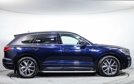 Volkswagen Touareg III, 2019 год, 5 890 000 рублей, 4 фотография