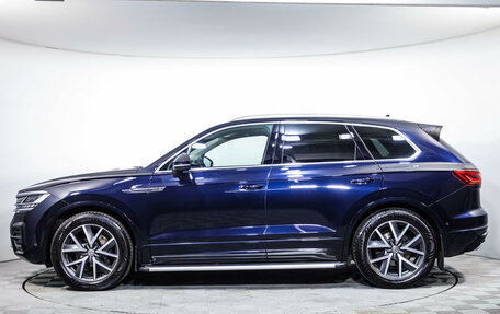 Volkswagen Touareg III, 2019 год, 5 890 000 рублей, 8 фотография