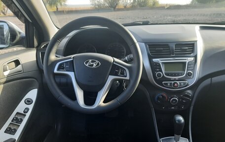 Hyundai Solaris II рестайлинг, 2013 год, 915 000 рублей, 7 фотография