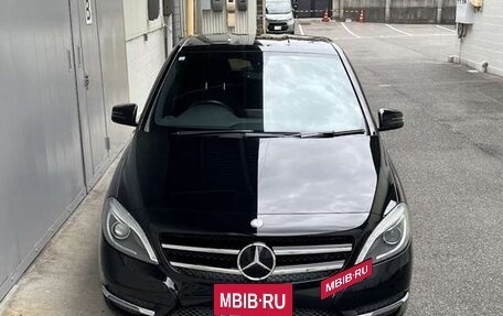 Mercedes-Benz B-Класс, 2013 год, 864 000 рублей, 2 фотография