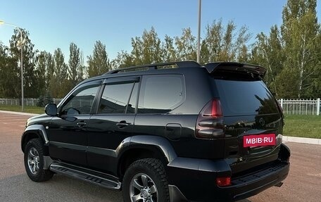 Toyota Land Cruiser Prado 120 рестайлинг, 2006 год, 2 450 000 рублей, 5 фотография