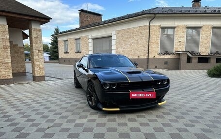 Dodge Challenger III рестайлинг 2, 2021 год, 10 000 000 рублей, 9 фотография