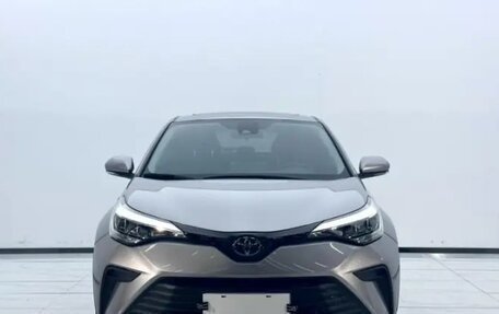 Toyota C-HR I рестайлинг, 2021 год, 2 088 000 рублей, 2 фотография