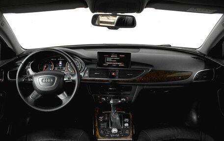 Audi A6, 2013 год, 1 990 000 рублей, 16 фотография