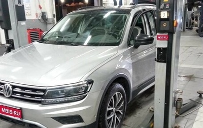 Volkswagen Tiguan II, 2019 год, 3 089 000 рублей, 1 фотография