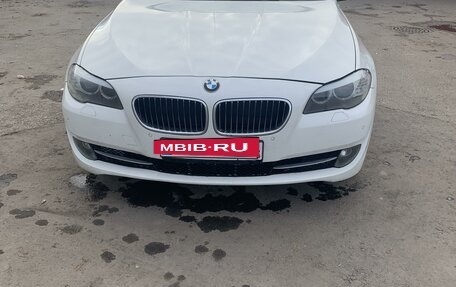 BMW 5 серия, 2010 год, 1 390 000 рублей, 2 фотография