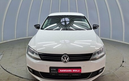 Volkswagen Jetta VI, 2013 год, 884 000 рублей, 2 фотография