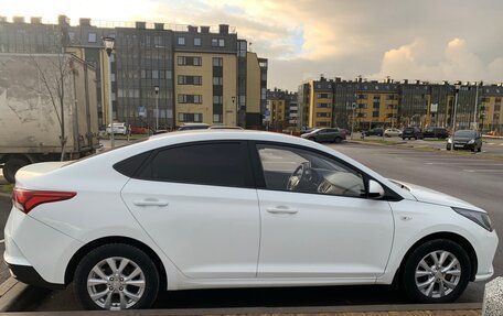 Hyundai Solaris II рестайлинг, 2020 год, 1 500 000 рублей, 2 фотография