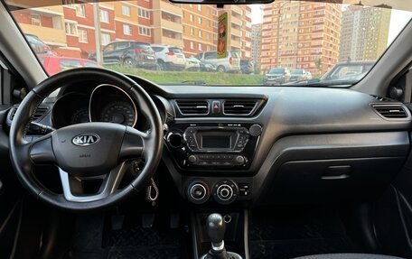 KIA Rio III рестайлинг, 2013 год, 780 000 рублей, 13 фотография