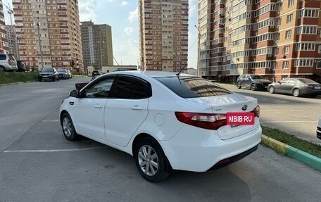 KIA Rio III рестайлинг, 2013 год, 780 000 рублей, 7 фотография