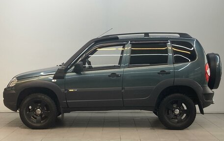 Chevrolet Niva I рестайлинг, 2015 год, 787 000 рублей, 9 фотография